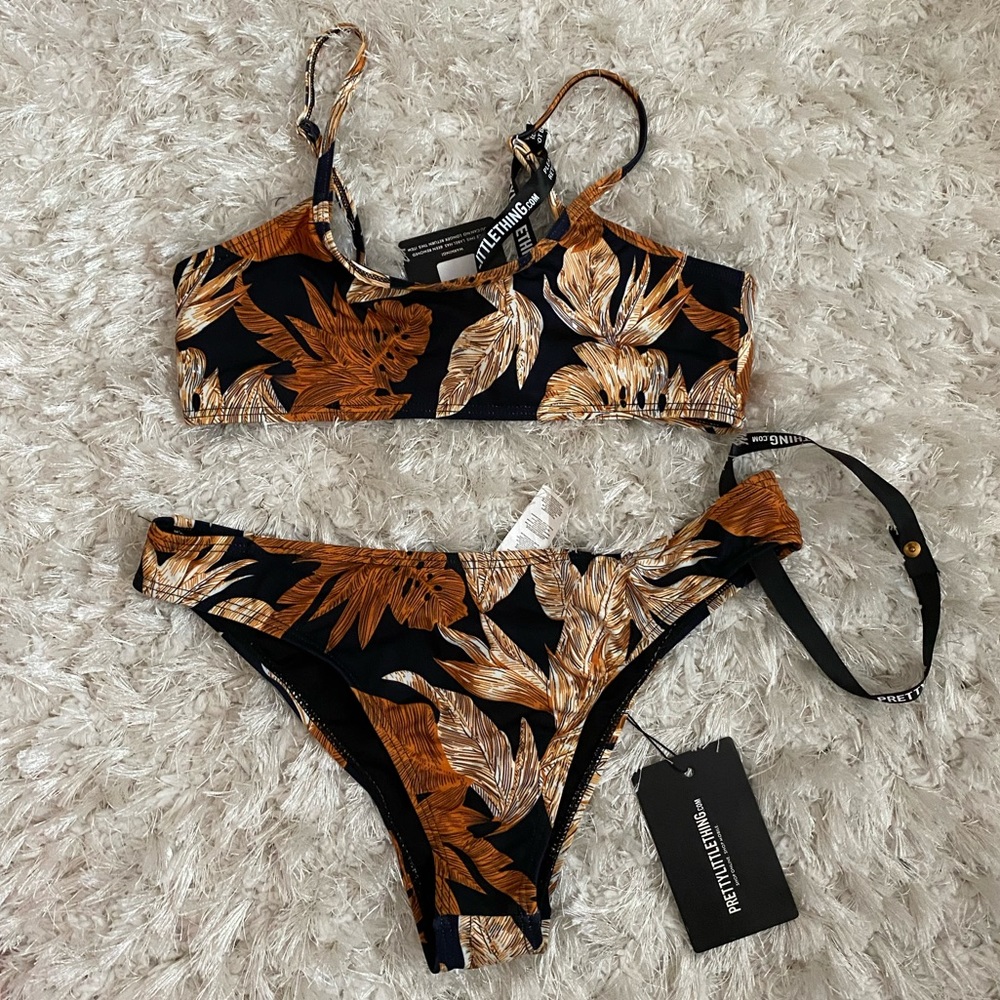 SWIMSUITS